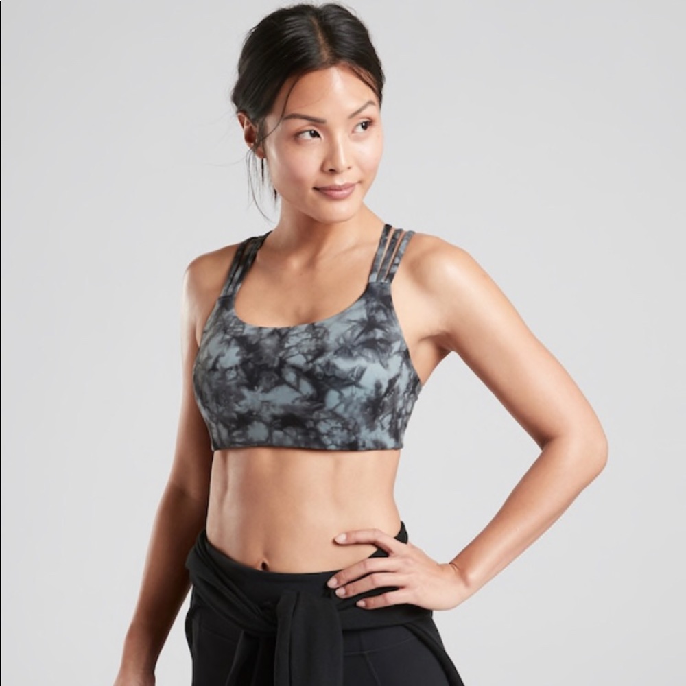 Athleta NWT Hyper Focused Bra in Grey M